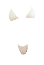 PAMELA | White
